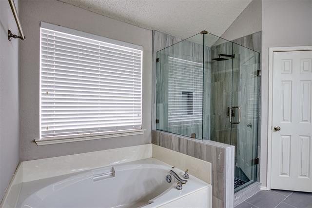 Building Photo - 3548 Brewster Dr