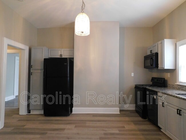 Building Photo - 85 Crowell Dr NW