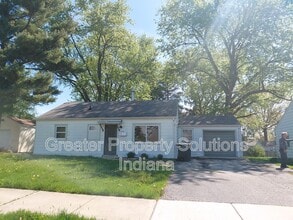 Building Photo - 506 Parkside Ave