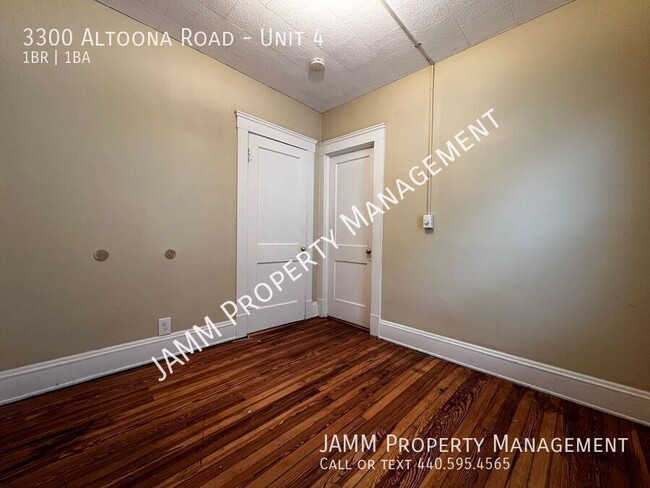 Building Photo - Charming 1 Bedroom, 1 Bathroom Apartment i...