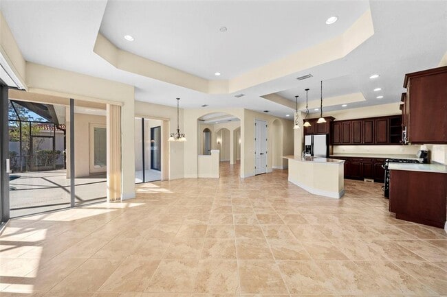 Building Photo - 650 Crane Prairie Way