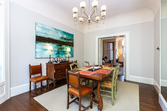 Building Photo - HUGE 5+BR/4.5BA Four Story Presidio Hts./ Laurel Village Home! Garage! Flat Yard!  PROGRESSIVE