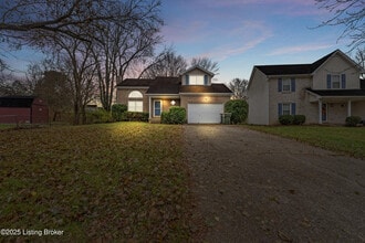 Building Photo - 11001 Bay Run Dr