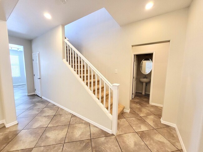 Building Photo - 1053 Via Canale Dr