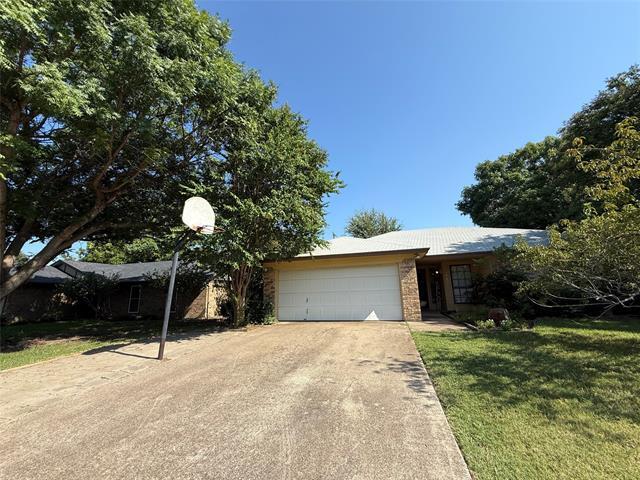 Building Photo - 1809 Prince Dr