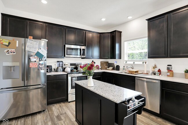 Building Photo - 10223 Caprock Canyon Dr