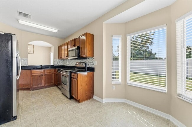 Building Photo - 10238 Perthshire Cir
