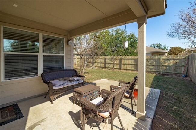 Building Photo - 772 Kingfisher Ln