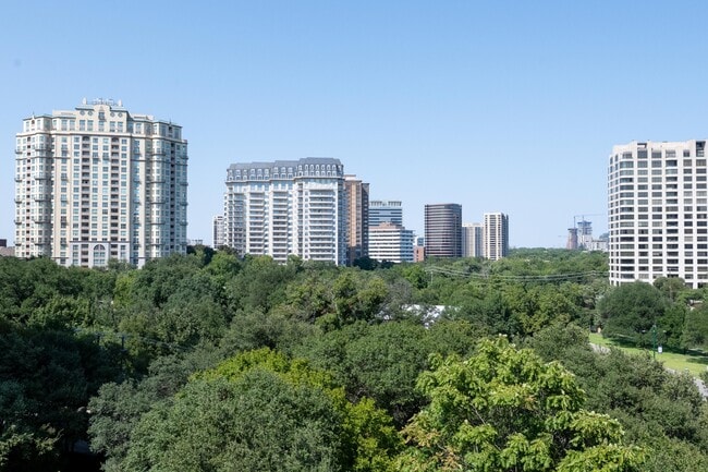 Building Photo - 3225 Turtle Creek Blvd Blvd