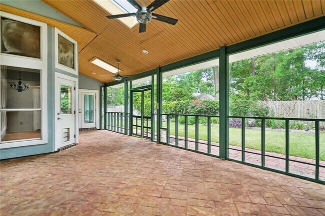 Building Photo - 1306 Woodmere Dr