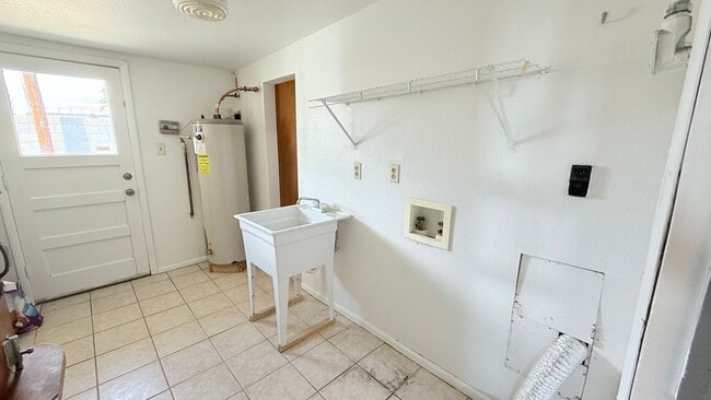 Building Photo - Artistic Home in the Heart of Las Cruces