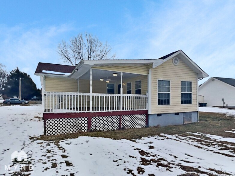 Building Photo - 110 Hyde Ln