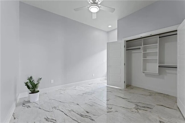 Building Photo - 2610 Lady Andrea Dr