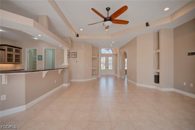 Building Photo - 638 Parkdale Blvd