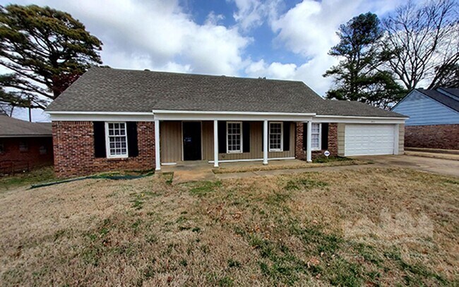 Building Photo - 1392 Singing Trees Dr