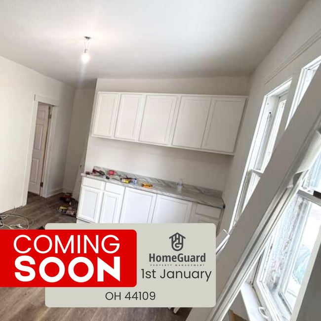 Building Photo - 3866 W 41st St