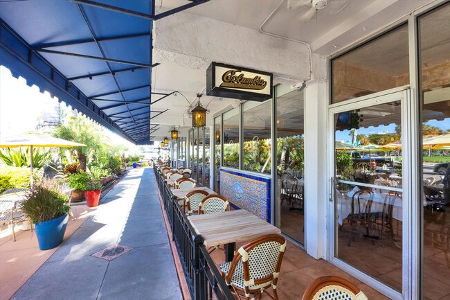 Building Photo - 500 S Washington Dr