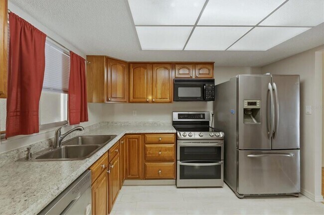 Building Photo - 4143 Heron Way