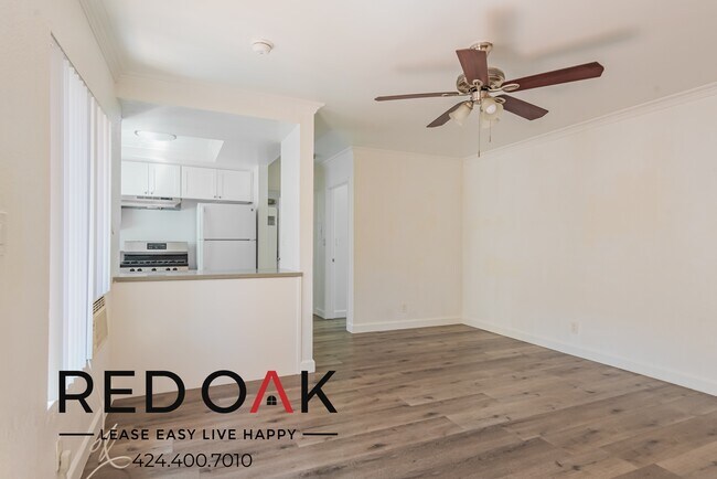 Building Photo - 4069 Oakwood Ave