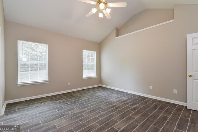 Building Photo - 10320 Deep Creek Cove