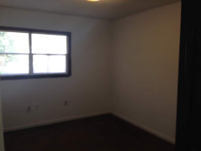 Building Photo - 2234 Moncrieff St