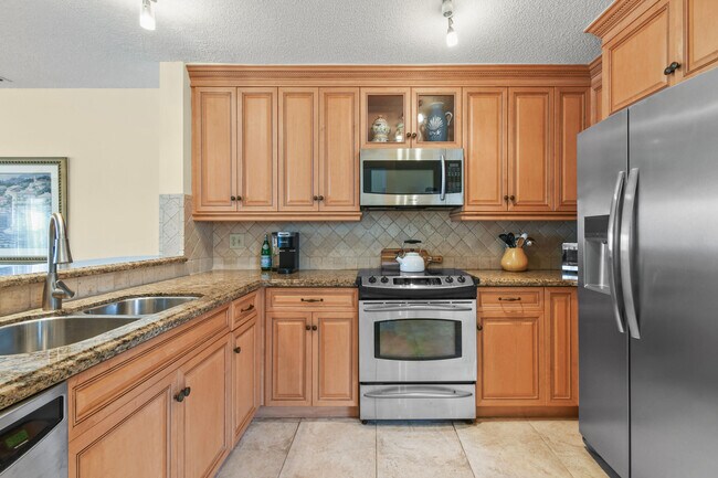 Building Photo - 1216 Ocean Dunes Cir