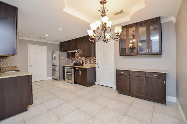 Building Photo - 18818 Driftwood Springs Dr