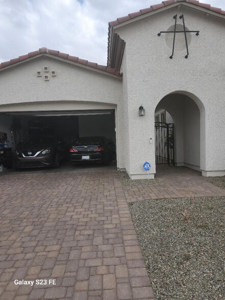 Building Photo - 22765 E Orion Way