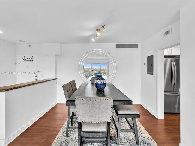 Building Photo - 2451 Brickell Ave