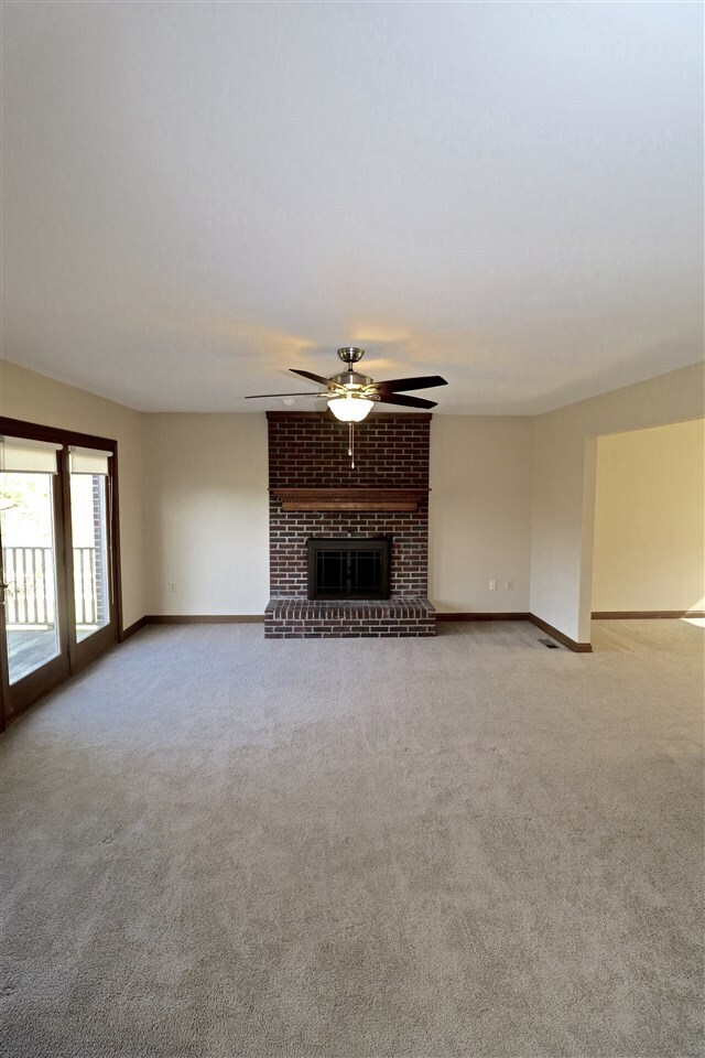Building Photo - 632 Frogtown Rd
