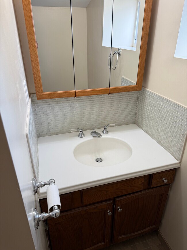 Building Photo - 1665 Central Ave