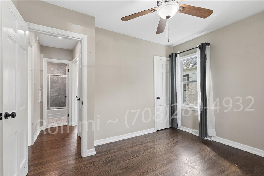 Primary Bedroom - 6717 Huron Ave