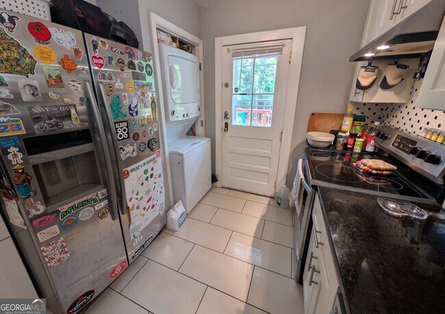 Building Photo - 626 Gordon Cir