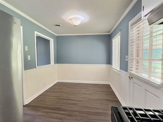 Building Photo - 3 Bed, 1 Bath in Montgomery close to Maxwell!