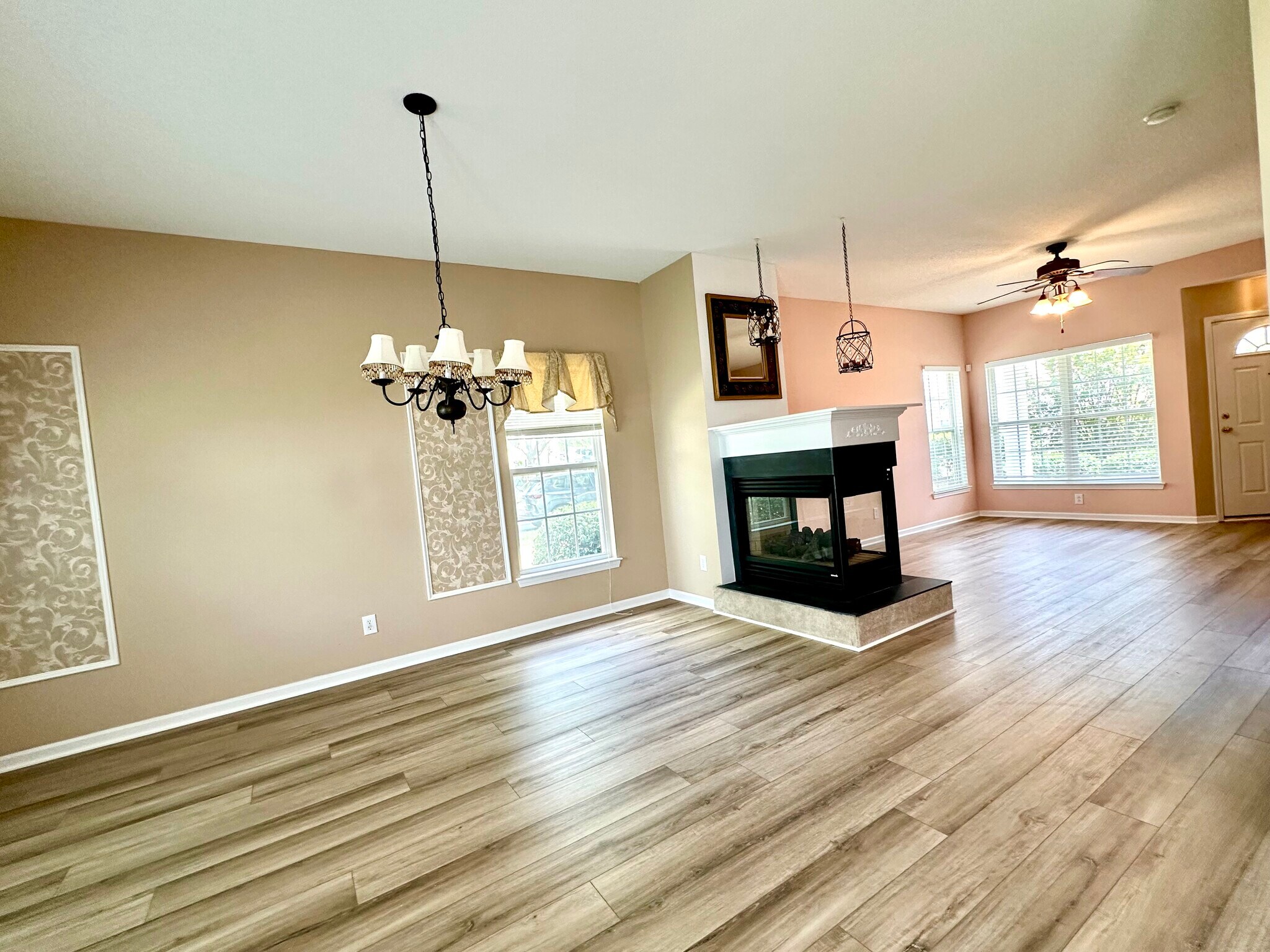 Building Photo - 3129 Summerfield Ridge Ln