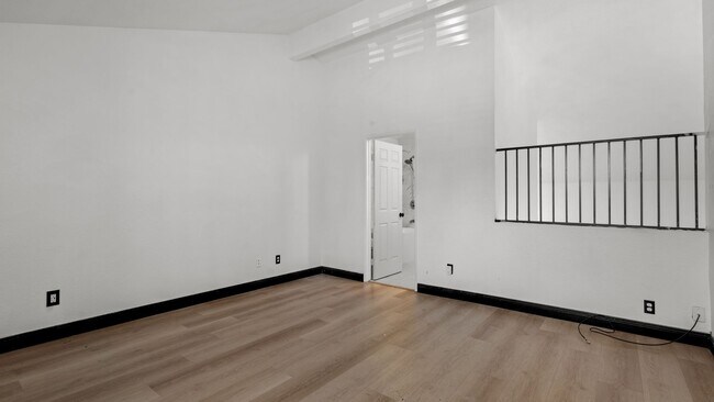 Building Photo - Prime Vacaville Location 3BD/2BA TUSD