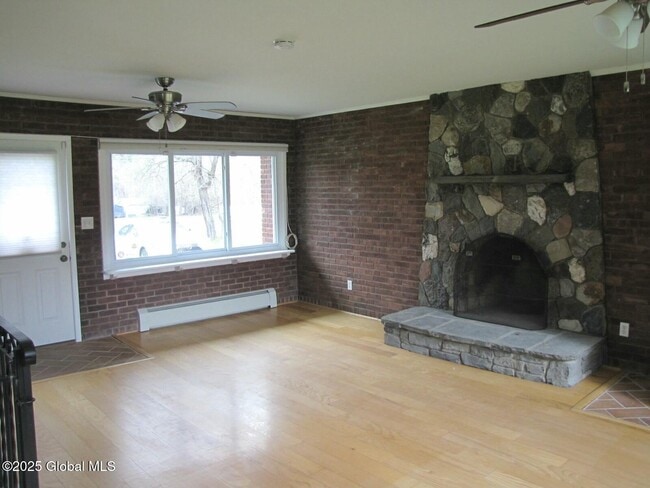 Building Photo - 191 Helderberg Pkwy