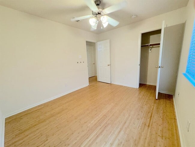 Building Photo - 9314 Alzaada Ln