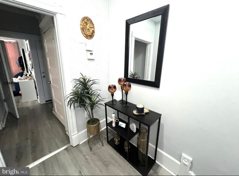 Building Photo - 2150 Green St