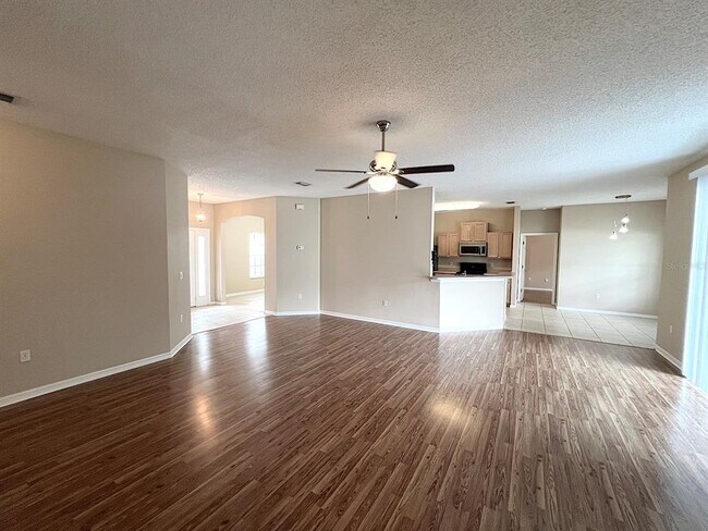 Building Photo - 36 Ripplewood Ln