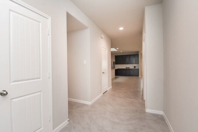 Building Photo - 1334 Bellingham Park Dr