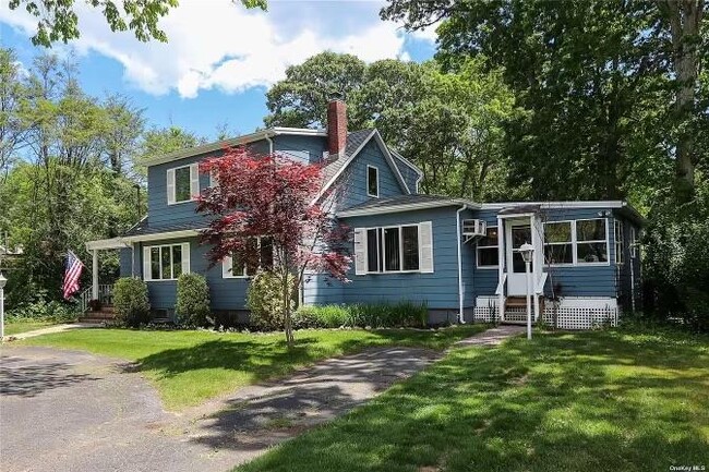 Building Photo - 53 N Evergreen Dr