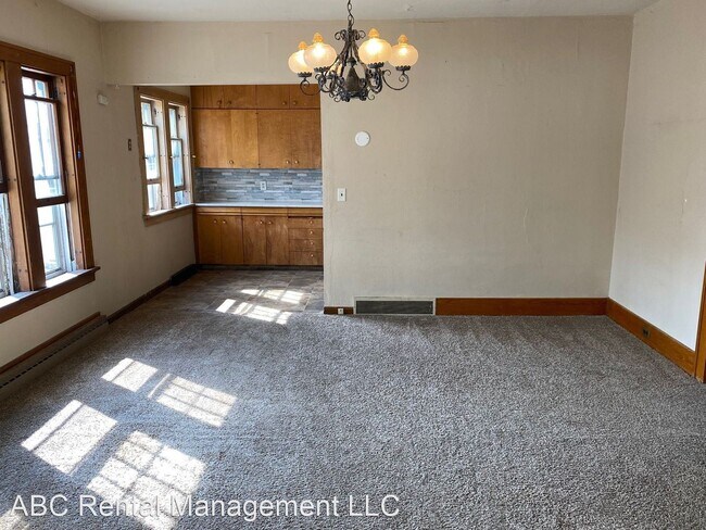 Building Photo - 5 br, 2 bath House - 825 Henrietta Street