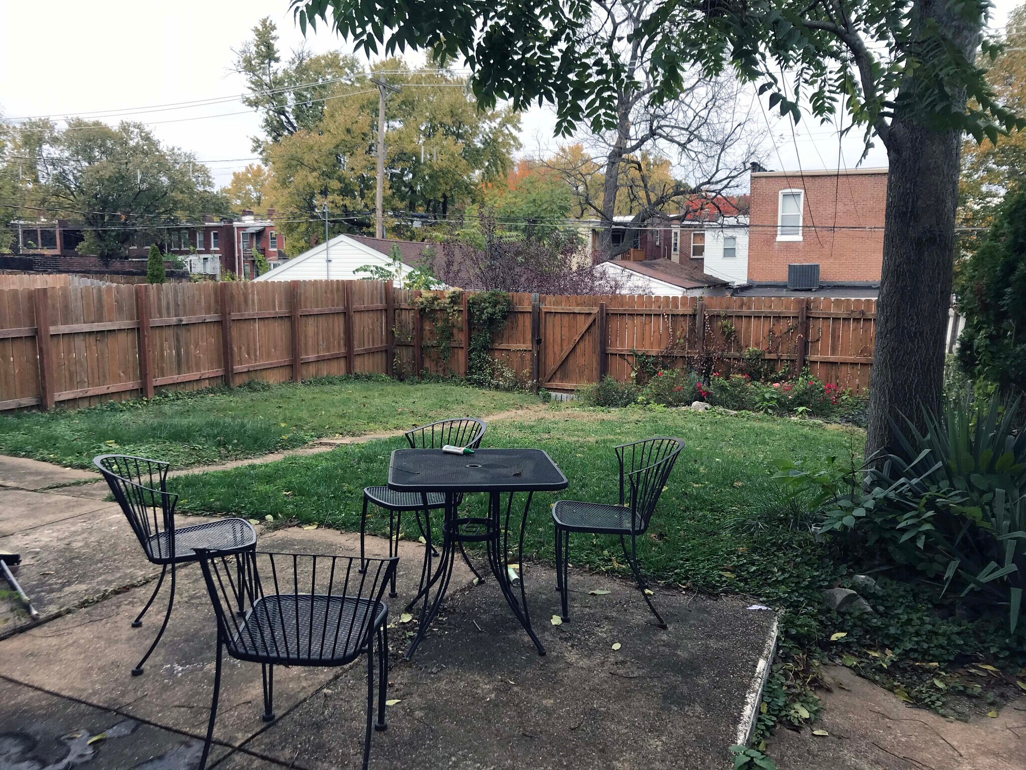 Back patio - 4125 Juniata St