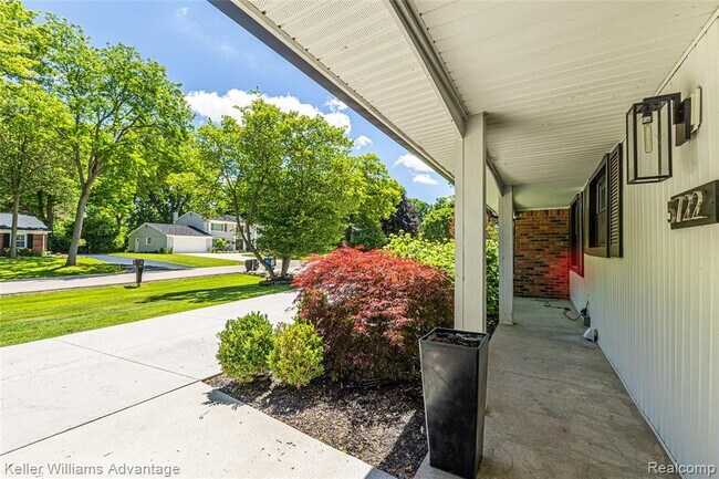 Building Photo - 5722 Raven Rd