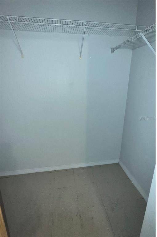 Building Photo - 1990 Erving Cir