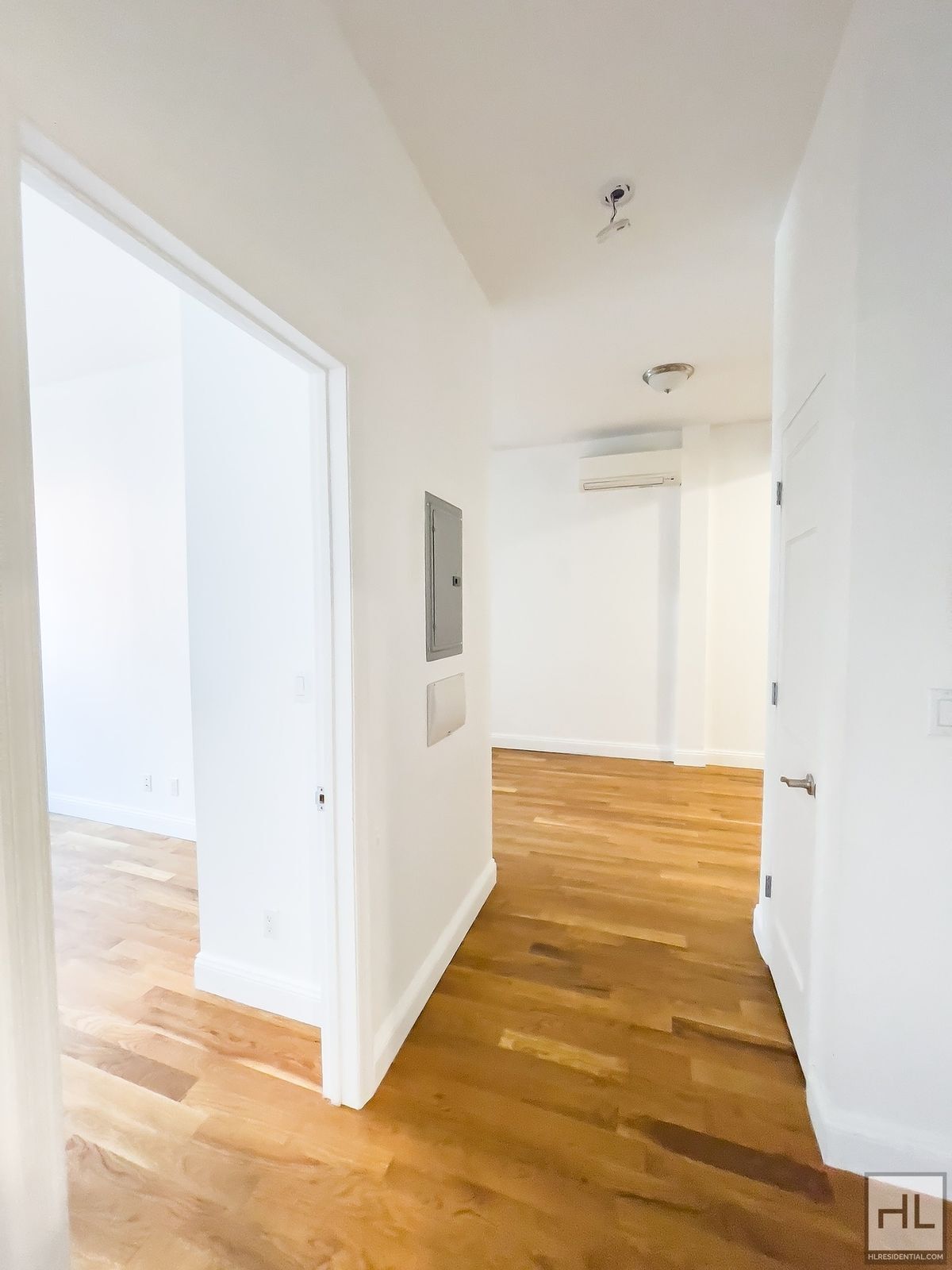 Building Photo - WYCKOFF AVENUE / Spacious 2-Bed 1 Bath / B...