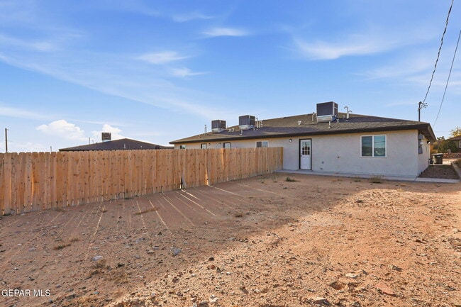 Building Photo - 1481 O Sullivan Dr