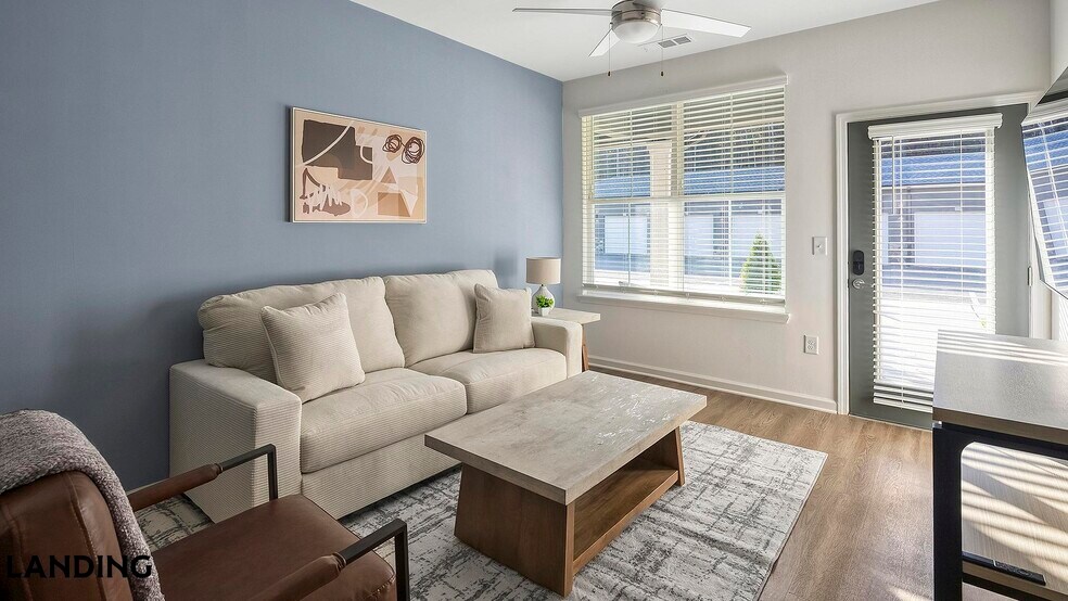 Building Photo - 2800 Milan Ct