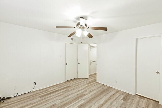 Building Photo - 4800 Northway Dr